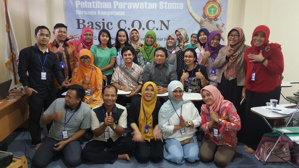 Pelatihan Perawatan Stoma BCOCN